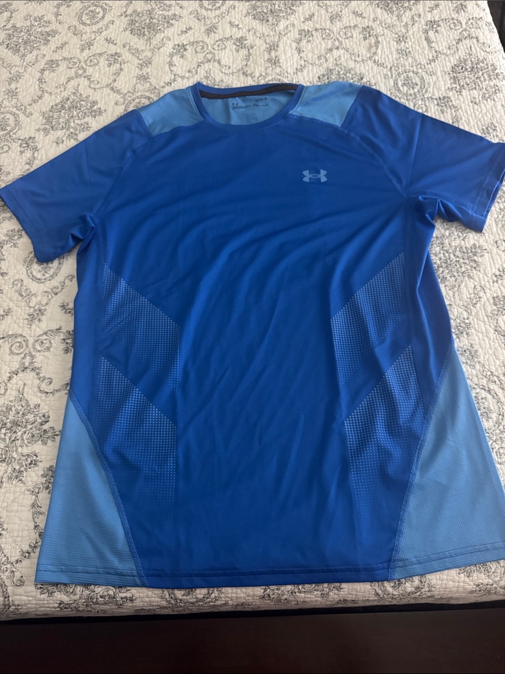Under Armour Blue Short Sleeve HeatGear Athletic Tee in L